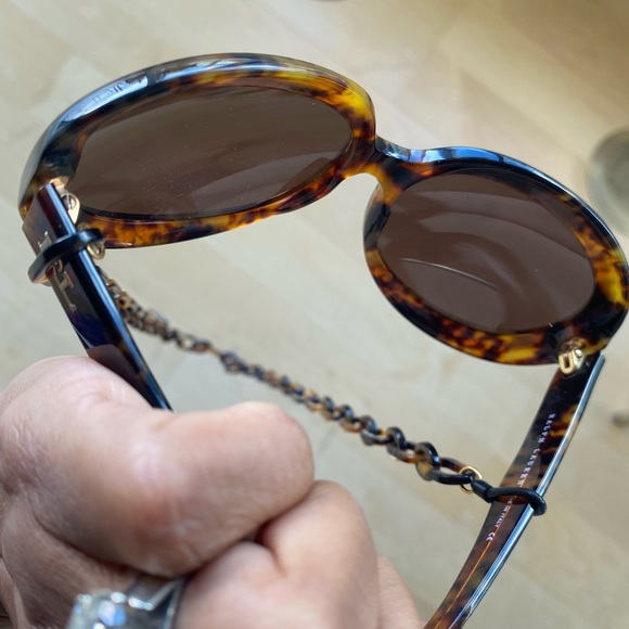 Ralph Lauren - Picture 1 of 3